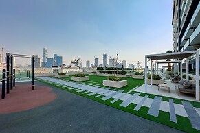 Luxury 1BR at Binghatti Onyx JVC