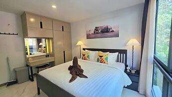 Room-a301- 1 Bedroom Corner Condo Forest