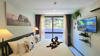 Room-a301- 1 Bedroom Corner Condo Forest