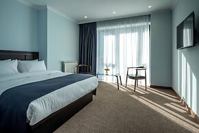 Ani Forest Hills Hotel and Resort