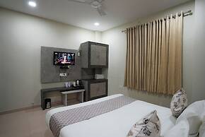 RRA Retreat Hotel