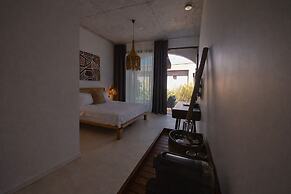 No.908 Sunset Hotel