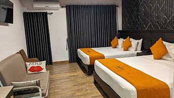 Sasha Transit Hotel