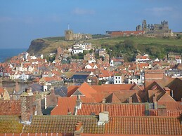 Cinder Warren
