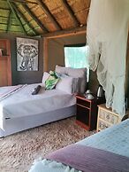 Shanatsi Safari Lodge