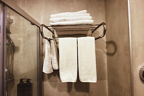 Dorana Art Hotel