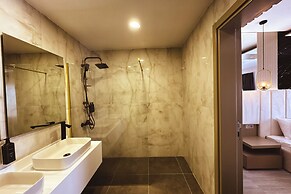 Dorana Art Hotel