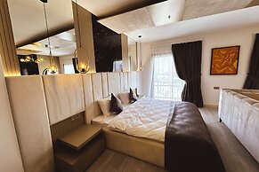 Dorana Art Hotel