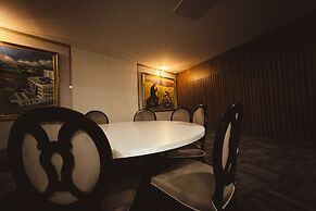 Dorana Art Hotel