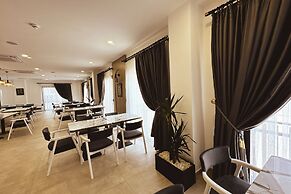 Dorana Art Hotel