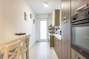 Casa Kenzo With Parking by Napoliapartments