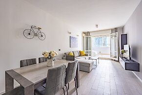 Casa Kenzo With Parking by Napoliapartments