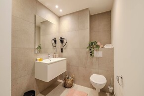 Stay at Brussels