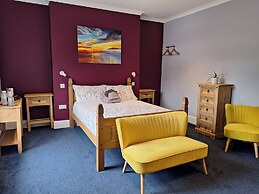 Room-comfortable and Spacious Double En-