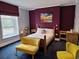 Room-comfortable and Spacious Double En-