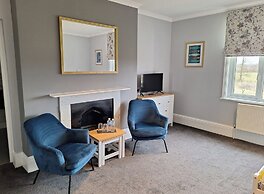 Room-spacious Double Room With Lovely Vi