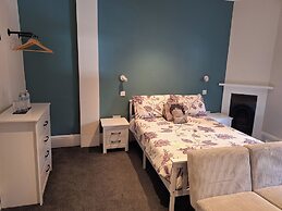 Room-comfortable Spacious Double Ensuite
