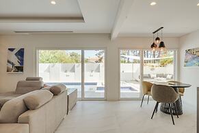 Paraty Villa by Cadenzalux