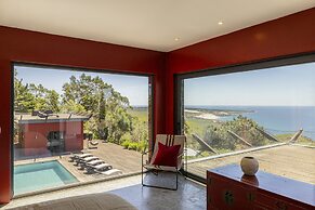 Carmim Villa by Cadenzalux