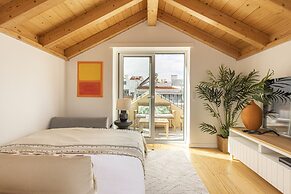 Cascais Petit Bijou by Cadenzalux
