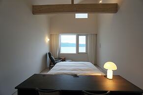 Sansui Lakeside Villa