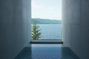 Sansui Lakeside Villa