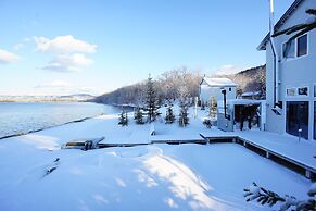 Sansui Lakeside Villa
