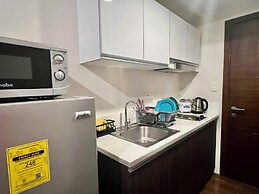 Makati Center Prime Accommodations