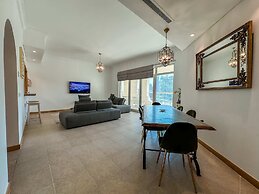 Upgraded 2BR Apartment at the Beach - Shoreline 1