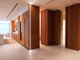 High End 4BR Penthouse With Private Pool and Skyline Views