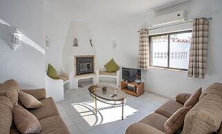 Carosim Quiet Location Close to Beach Private