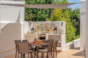 16 Centeanes Fabulous Location Just Short Walk t