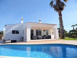 16 Centeanes Fabulous Location Just Short Walk t