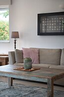 16 Centeanes Fabulous Location Just Short Walk t