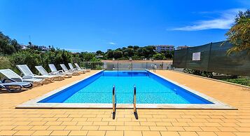 Outra Vez Spacious Apartment 5 Minute Walk From