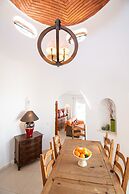 32A Vale do Milho Stunning Detached Villa Close