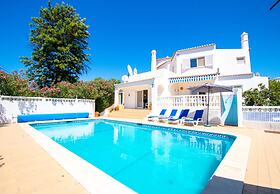 Casa Pazovida in Carvoeiro