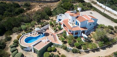 Engenho Three Bed Villa With Beautiful Countrysi
