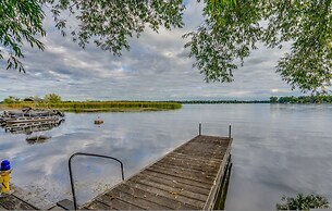 Lakeside Living BBQ Fun Boat Deck Playground