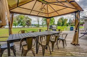 Lakeside Living BBQ Fun Boat Deck Playground