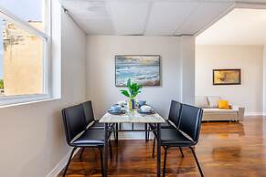 Chic 1BR Retreat Perfect for Niagara Falls Trips