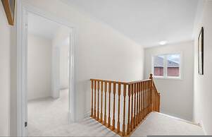 Prime Peterborough 5BR Newly Renovated Home
