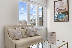 Chic 2BR House Newly Renovated Central Spot