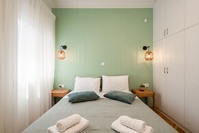 LIV - Charming 3BD in Athens Vibrant Downtown