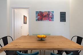 LIV - Charming 3BD in Athens Vibrant Downtown