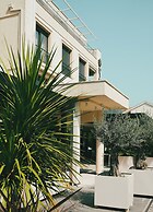Dimitris Residence