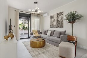 Dimitris Residence