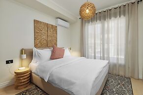 Dimitris Residence