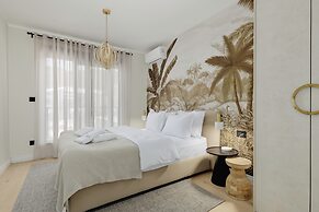 Dimitris Residence