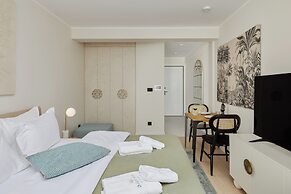 Dimitris Residence